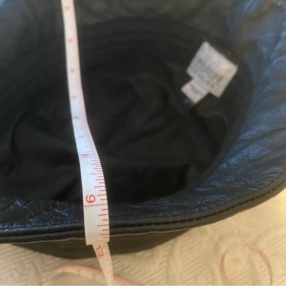 WILSON Leather M. Julian Black Bucket Hat Size Large - Picture 8 of 9